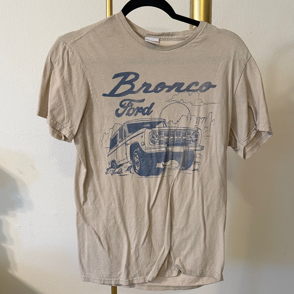 Ford Bronco Beige Graphic Tee